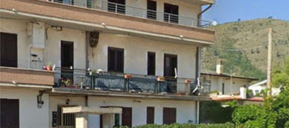 4غرفة شقة في Avezzano, Italy رقم 185429 4