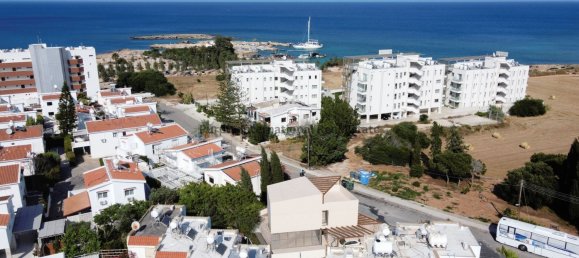 7 bedrooms Villa in Protaras, Cyprus No. 4104 3