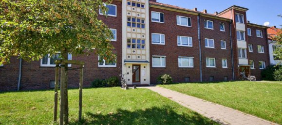 Apartamento de 3 habitaciónes en Wilhelmshaven, Germany No. 318802 2