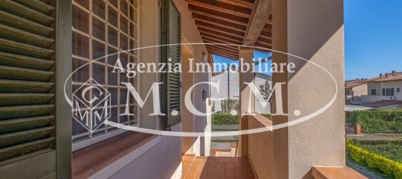 1 bedroom Apartment in Calcinaia, Italy No. 49210 5