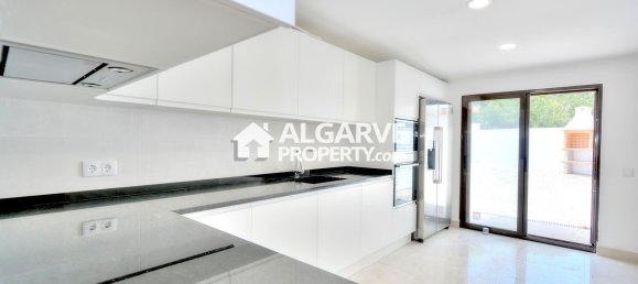 4 bedrooms House in Albufeira, Portugal No. 124872 3