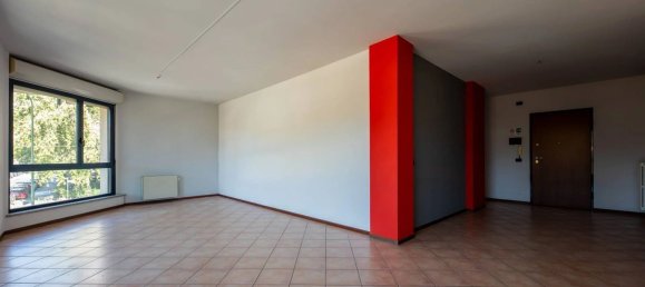 4 rooms Apartment in Turin, Italy No. 53206 4