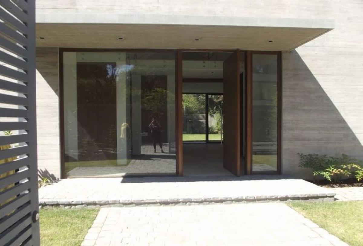 5 bedrooms House in Santiago, Chile No. 3990