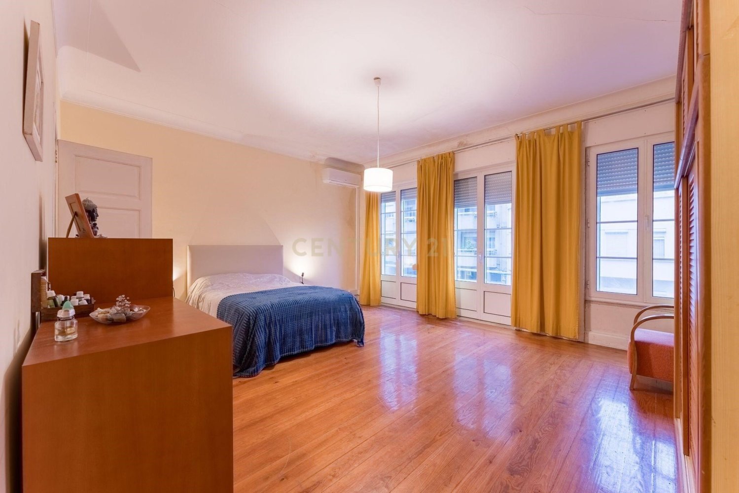 4 bedrooms Villa in Porto, Portugal No. 73343