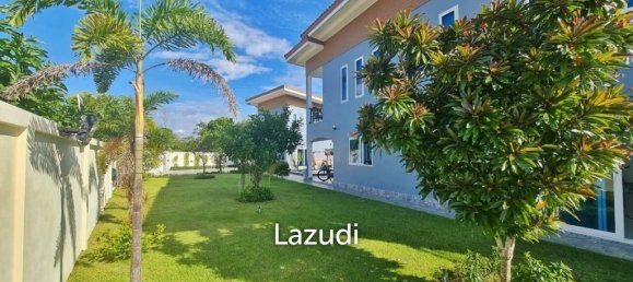 4 bedrooms Cafe / restaurant in Sattahip, Thailand No. 15793 9