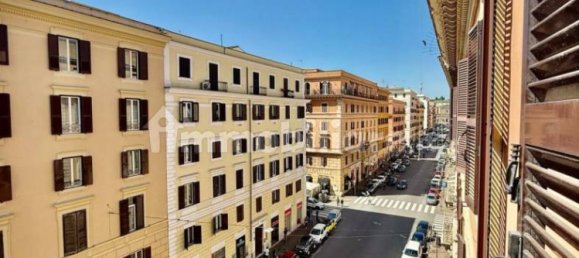 3 bedrooms Apartment in Rome, Italy No. 286435 5