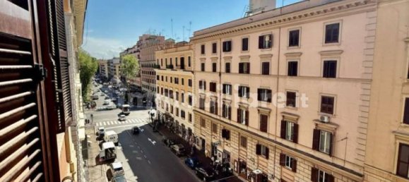 3 bedrooms Apartment in Rome, Italy No. 286435 12