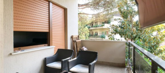 5 rooms Apartment in Rome, Italy No. 28238 17