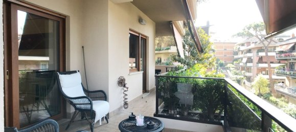 5 rooms Apartment in Rome, Italy No. 28238 16