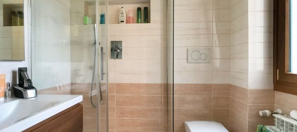 5 rooms Apartment in Rome, Italy No. 28238 34