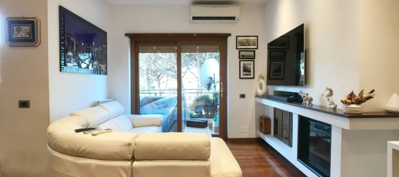 5 rooms Apartment in Rome, Italy No. 28238 4