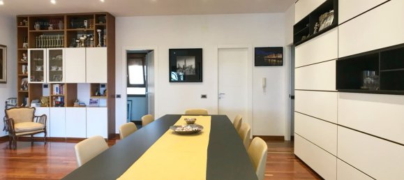 5 rooms Apartment in Rome, Italy No. 28238 49
