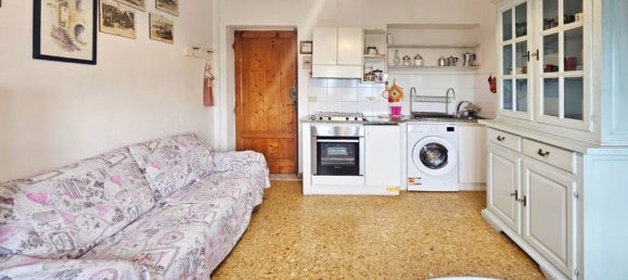 2 bedrooms Apartment in Ameglia, Italy No. 331788 9