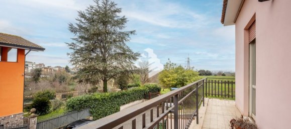 2 rooms Apartment in Rome, Italy No. 67315 9