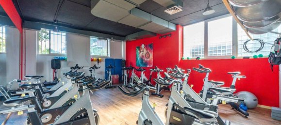 250m² Commercial property in Rome, Italy No. 302452 2