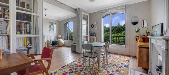2 chambres Appartement à Paris, France No. 165417 9