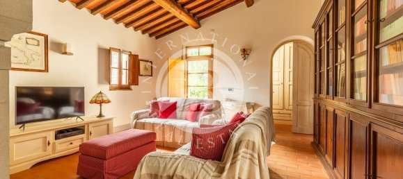 6 bedrooms Villa in Palaia, Italy No. 56870 21