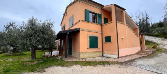 12غرفة منزل في Tolentino, Italy رقم 10849 3