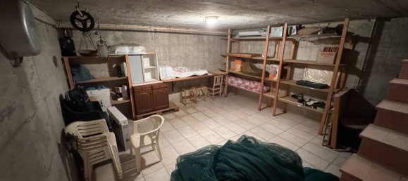 12غرفة منزل في Tolentino, Italy رقم 10849 25