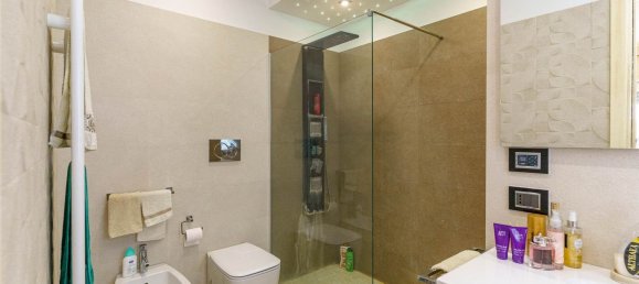 14-Zimmer Villa in Mascalucia, Italy, Nr. 112518 24