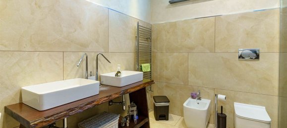 14-Zimmer Villa in Mascalucia, Italy, Nr. 112518 8