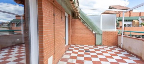 3 bedrooms Penthouse in Granada, Spain No. 149009 16