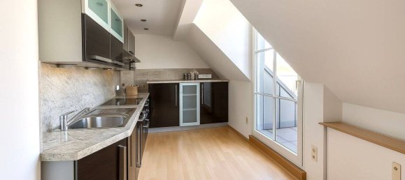 Bâtiment à Krefeld, Germany 305m² No. 272010 32