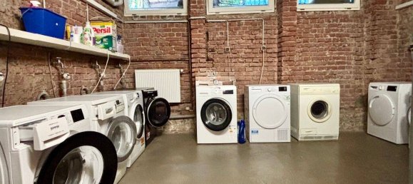 Bâtiment à Krefeld, Germany 305m² No. 272010 36