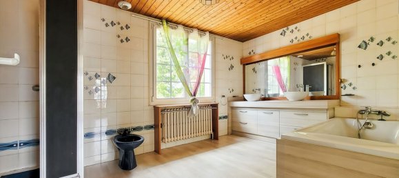 4 bedrooms House in Loire-Atlantique, France No. 287975 5