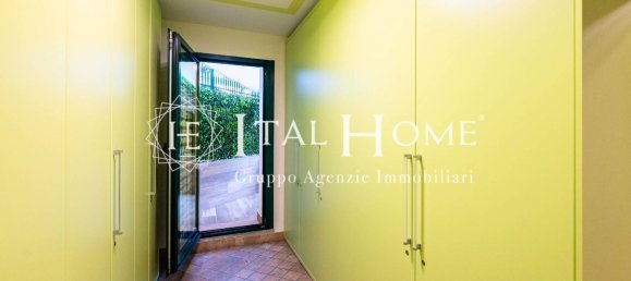 3 rooms Apartment in Bergamo, Italy No. 316120 10