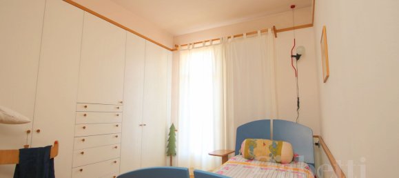 Квартира с 4 комнатами в Бусто Арсицио, Италия № 130154 40