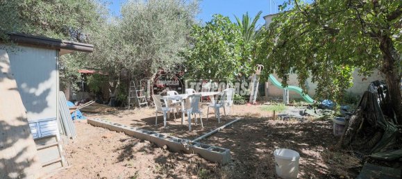 4-salle Appartement à Misano Adriatico, Italy No. 298982 18