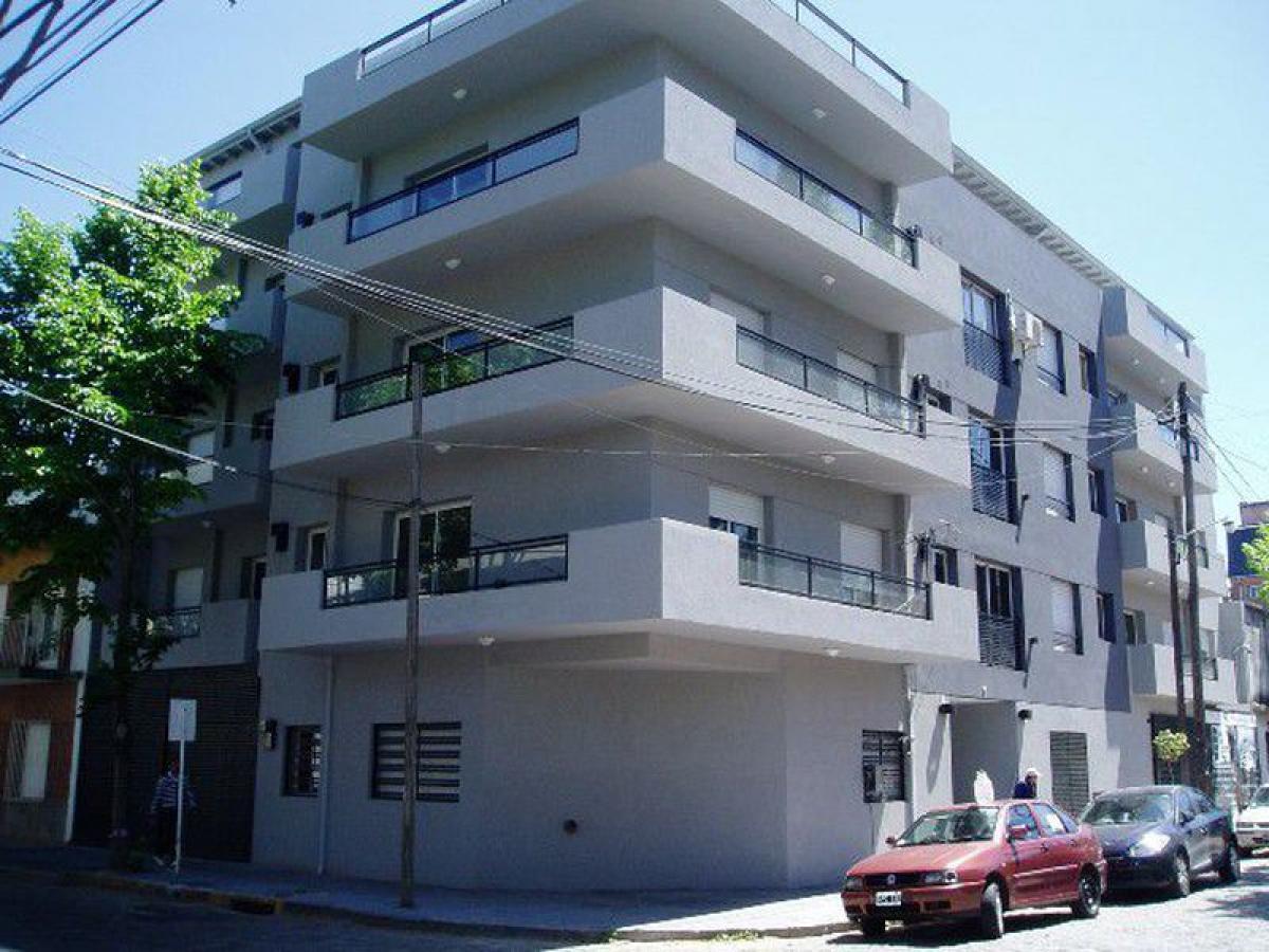 Studio in San Fernando, Argentina, Nr. 18212