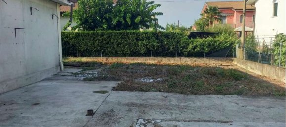 7 rooms House in Salgareda, Italy No. 299746 9