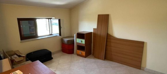 Villa de 6 dormitorios en Villa di Briano, Italy No. 377708 16