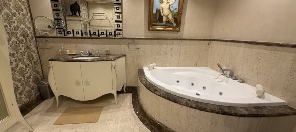 Apartamento de 4 dormitorios en Marbella, Spain No. 46477 15