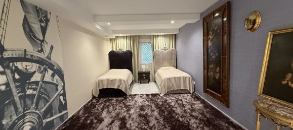 Apartamento de 4 dormitorios en Marbella, Spain No. 46477 9