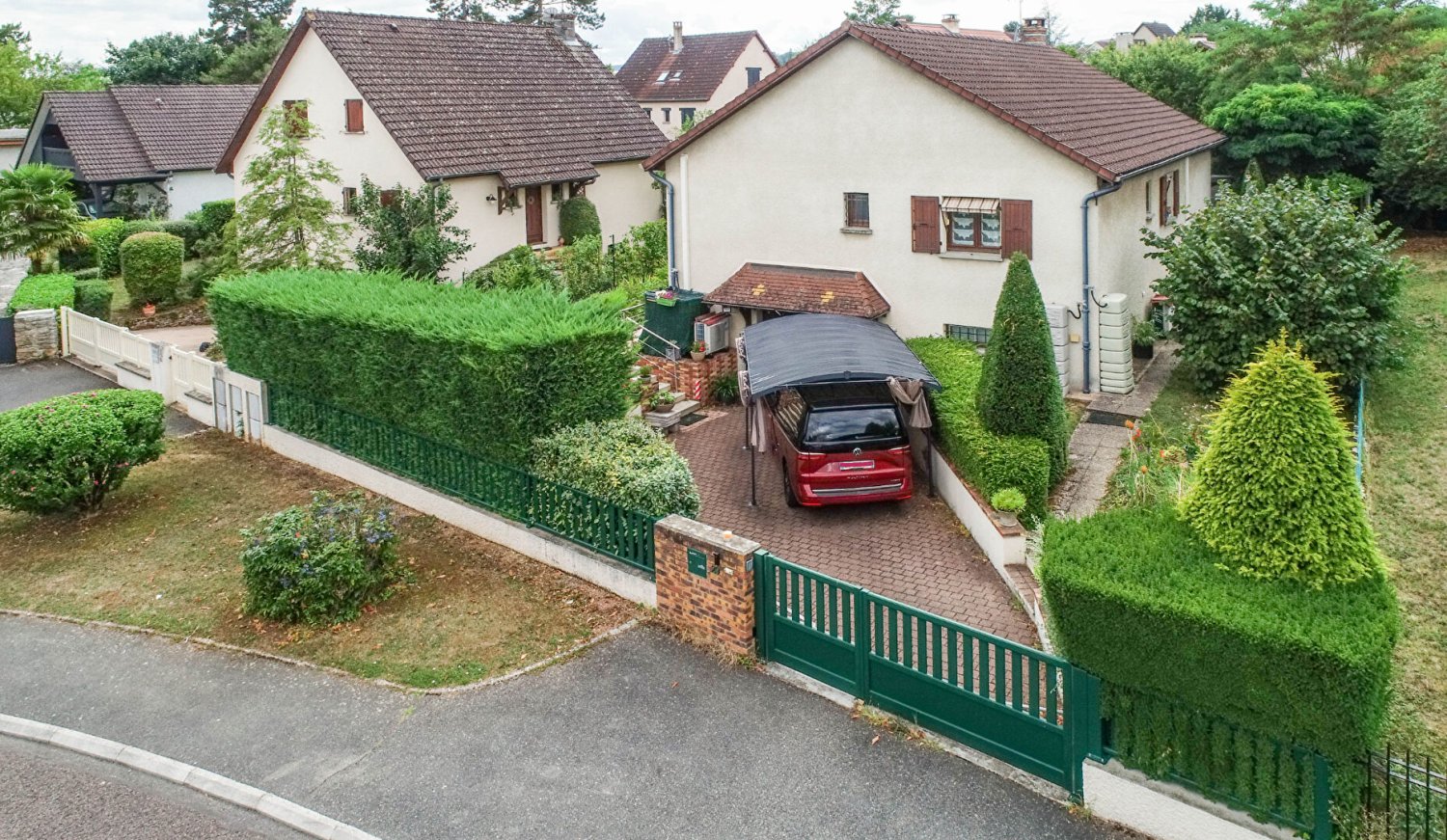 3 chambres Maison à Fontaine-lès-Dijon, France No. 283602