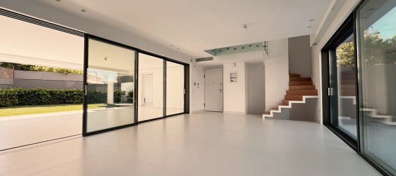 4 Schlafzimmer Maisonette in Voula, Greece, Nr. 95135 5