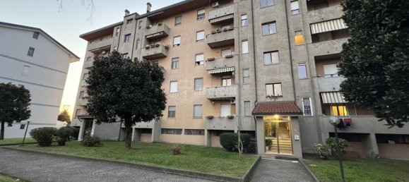 3 rooms Apartment in Santo Stefano Ticino, Italy No. 131564 20