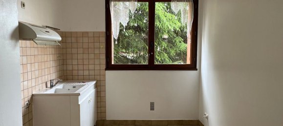 Квартира с 2 спальнями в Санс, Франция № 204022 11