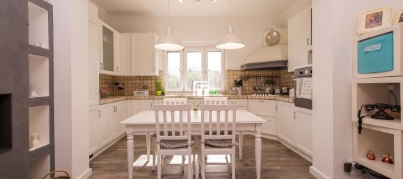 5 rooms Apartment in Campobasso, Italy No. 230153 8